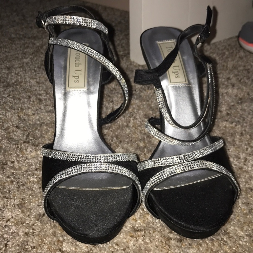 Formal shoes